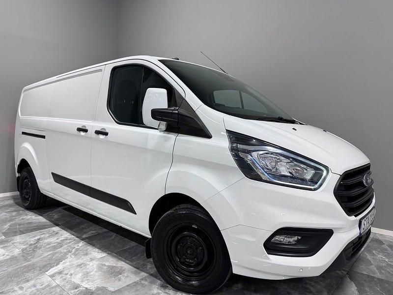 Vit Begagnad 2018 Ford Transit Custom Van | 159 900 kr (Lite dyr) - Bild 1/4