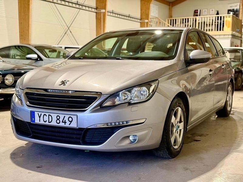 Begagnad Peugeot 308 SW Active 110 HK (80 kW) 2016 Grå Kombi