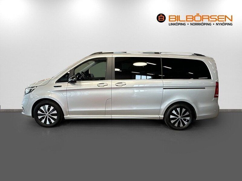 Begagnad Mercedes EQV300 Avantgarde 150 kW (204 HK) 2020 Silvermetallic Minibuss