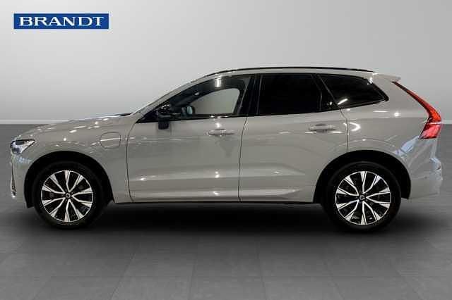 Begagnad Volvo XC60 Plus 355 HK (261 kW) 2024 Grå SUV