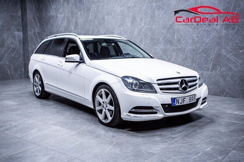 Vit Begagnad 2013 Mercedes C220 Avantgarde Kombi | 134 800 kr (Bra pris) - Bild 1/4