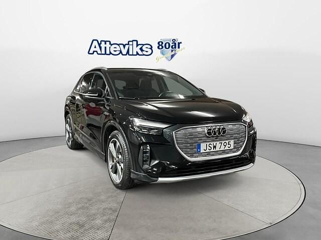 Mytsvart metallic Begagnad 2022 Audi Q4 e-tron Advanced SUV | 379 900 kr (Marknadspris) - Bild 1/4