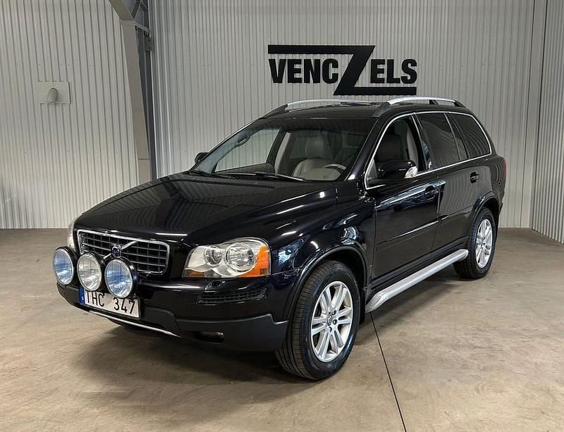Svart (svart metallic) Begagnad 2007 Volvo XC90 Summum SUV | 89 000 kr (Marknadspris) - Bild 1/4