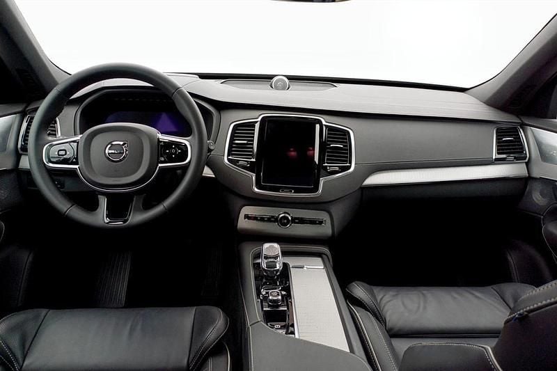 Begagnad Volvo XC90 Ultra 462 HK (339 kW) 2025 Silver SUV