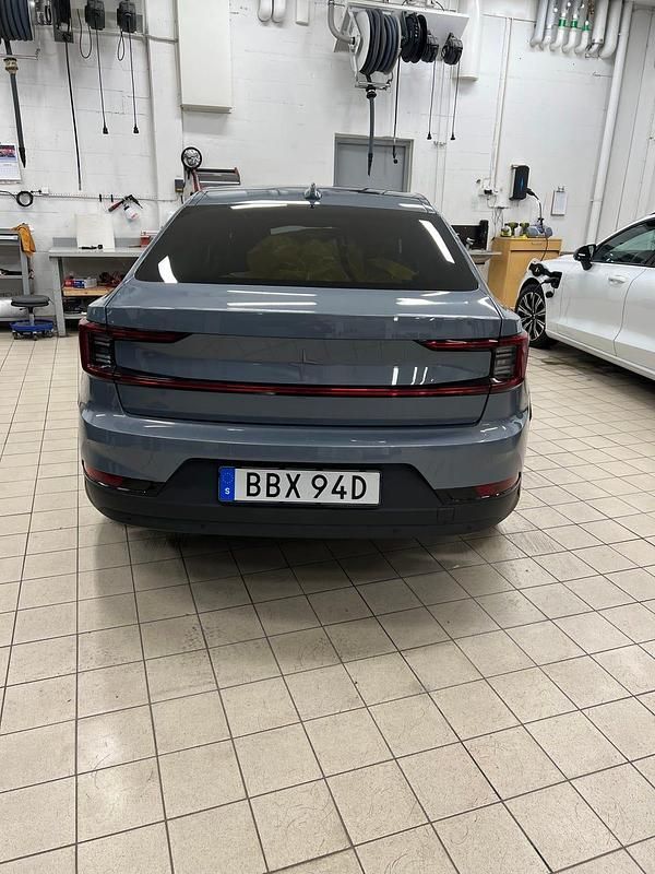 Begagnad Polestar 2 Pilot 300 kW (408 HK) 2021 Thunder, grå Halvkombi