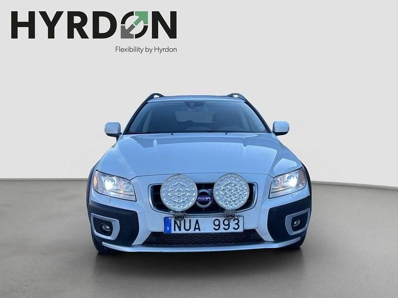 Begagnad Volvo XC70 Momentum 163 HK (119 kW) 2011 Vit Kombi