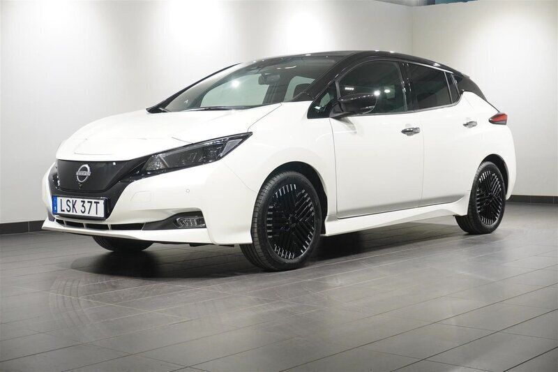 Okänd Begagnad 2023 Nissan Leaf 360º Halvkombi | 209 900 kr (Marknadspris) - Bild 1/4