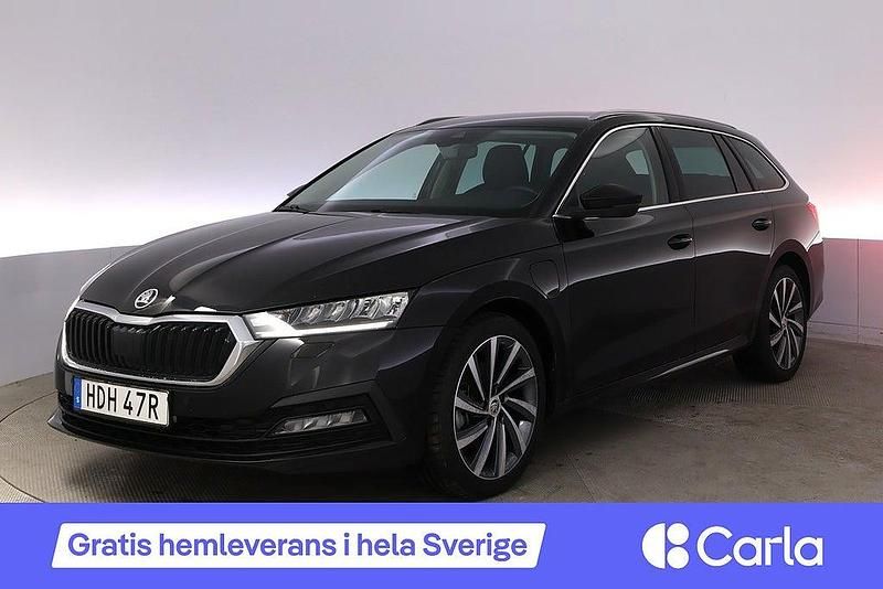 Svart Begagnad 2022 Skoda Octavia Business Line Kombi | 274 900 kr (Marknadspris) - Bild 1/4