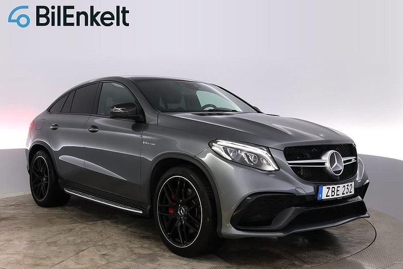 Grå Begagnad 2017 Mercedes GLE63 AMG AMG Sportkupé | 649 900 kr (Marknadspris) - Bild 1/4