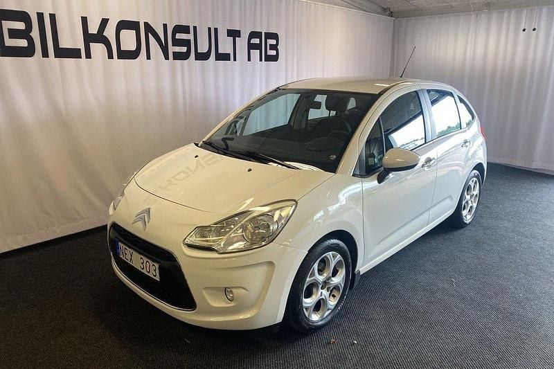 Vit Begagnad 2012 Citroën C3 Halvkombi | 55 000 kr (Marknadspris) - Bild 1/4