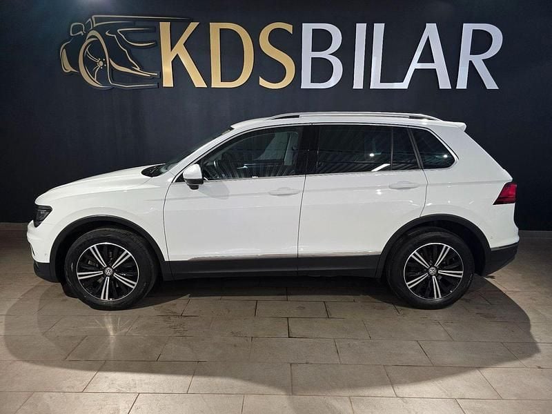Vit Begagnad 2019 VW Tiguan GT SUV | 209 500 kr (Superpris) - Bild 1/4