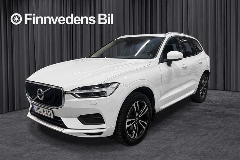 Vit Begagnad 2018 Volvo XC60 Momentum SUV | 289 900 kr (Marknadspris) - Bild 1/4