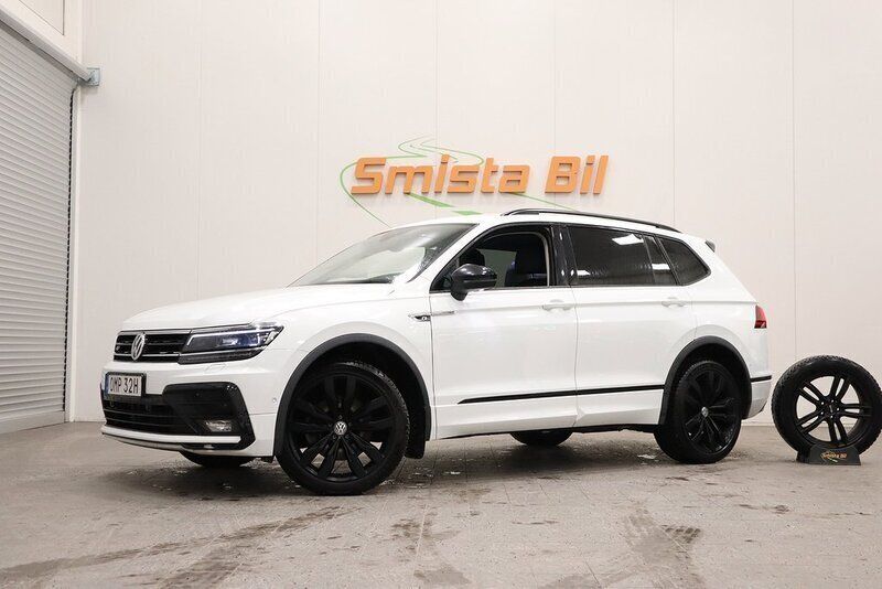 Vit Begagnad 2021 VW Tiguan Allspace R-line SUV | 309 800 kr (Bra pris) - Bild 1/4