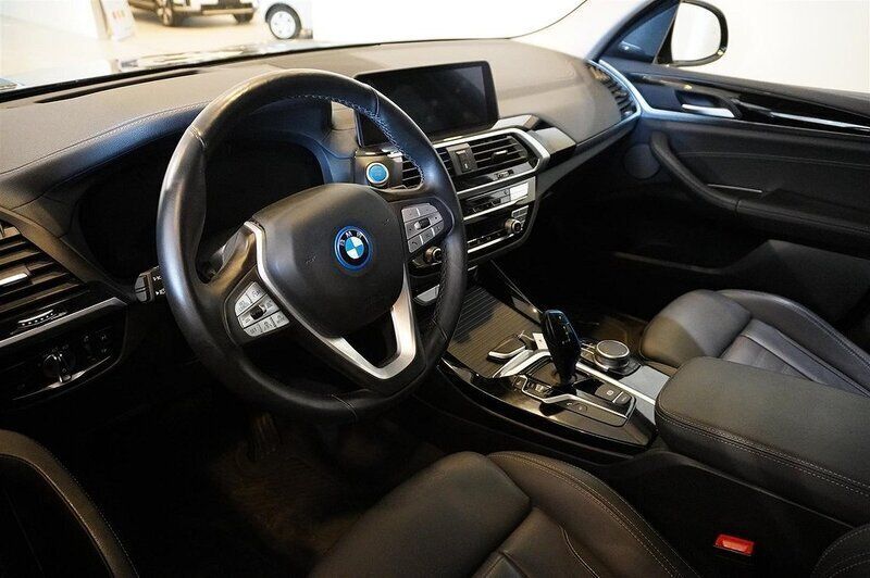 Begagnad BMW iX3 Comfort Edition 210 kW (286 HK) 2020 Okänd SUV