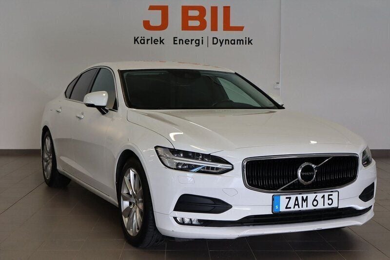 Vit Begagnad 2017 Volvo S90 Momentum Sedan | 209 900 kr (Marknadspris) - Bild 1/4