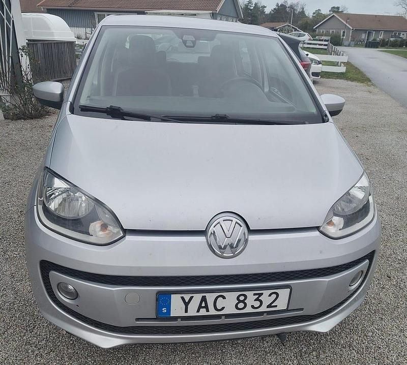 Begagnad 2016 VW up! high up! Halvkombi | 60 000 kr - Bild 1/4