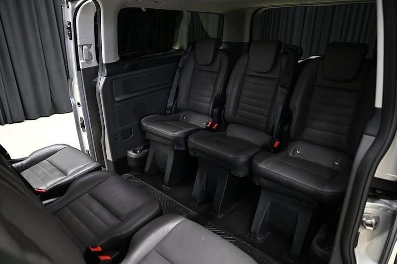 Begagnad Ford Tourneo Custom 185 HK (136 kW) 2022 Moondust silver metallic Van