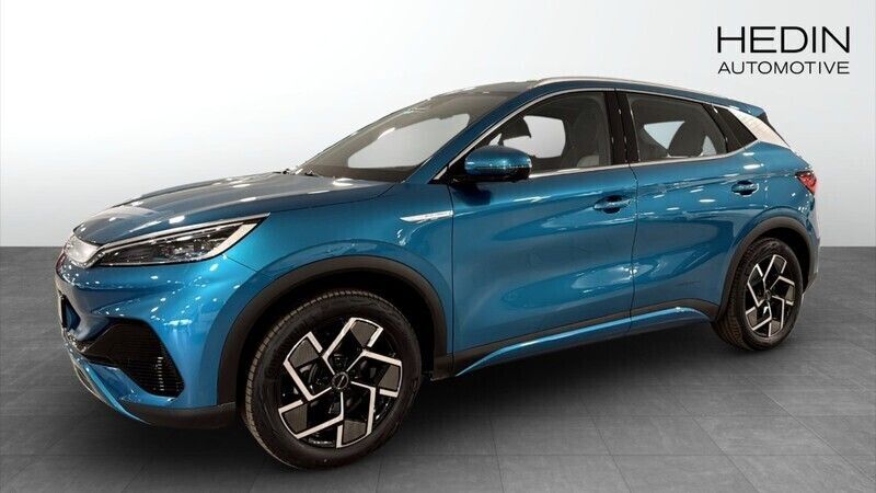 Blå (blue) Begagnad 2023 BYD Atto 3 Comfort SUV | 299 900 kr (Marknadspris) - Bild 1/4