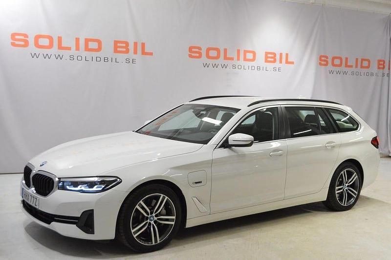 Begagnad BMW 530 292 HK (214 kW) 2022 Vit Kombi