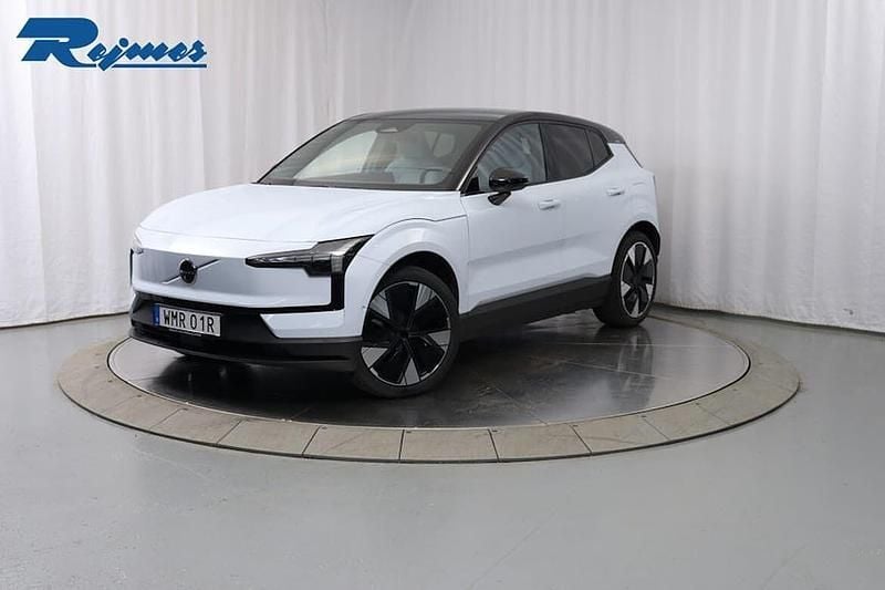 Ljusblå Begagnad 2024 Volvo EX30 Performance SUV | 419 900 kr - Bild 1/4