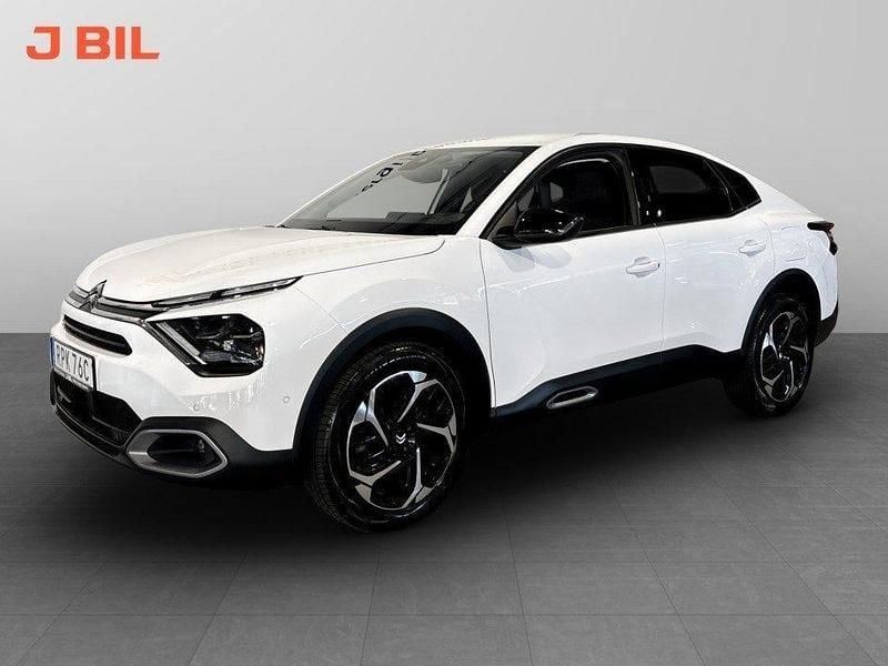 Vit Begagnad 2023 Citroën C4 X Shine SUV | 249 900 kr (Marknadspris) - Bild 1/4