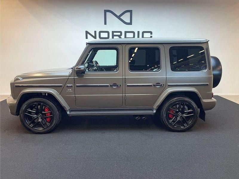 Mörkgrön Begagnad 2025 Mercedes G63 AMG AMG SUV | 2 595 000 kr - Bild 1/4