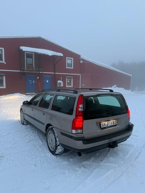 Begagnad Volvo V70 200 HK (147 kW) 2001 Kombi