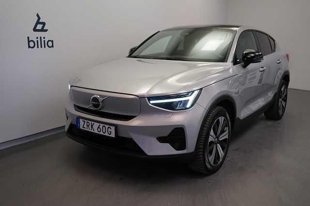 Silver Begagnad 2022 Volvo C40 Core SUV | 349 500 kr (Marknadspris) - Bild 1/3