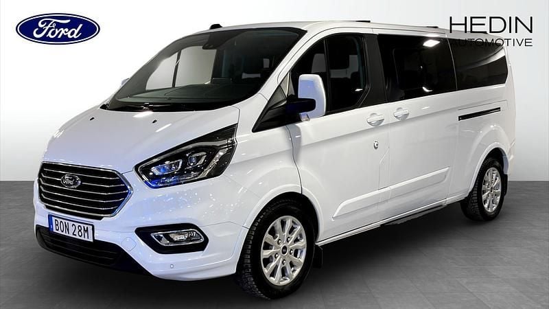 Begagnad Ford Tourneo Custom 2024 Vit Van