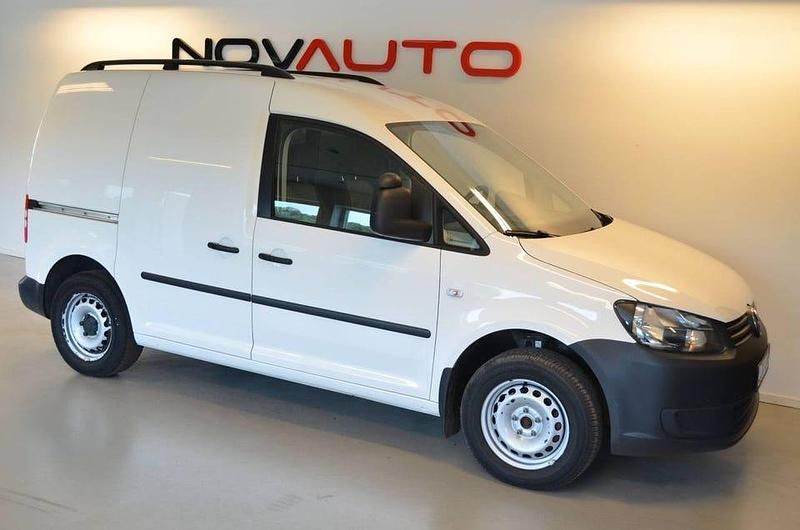 Candy vit Begagnad 2012 VW Caddy Minibuss | 99 900 kr (Dyr) - Bild 1/4