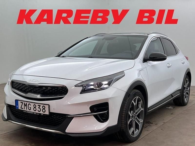 Vit Begagnad 2022 Kia XCeed Advance SUV | 223 900 kr (Bra pris) - Bild 1/3