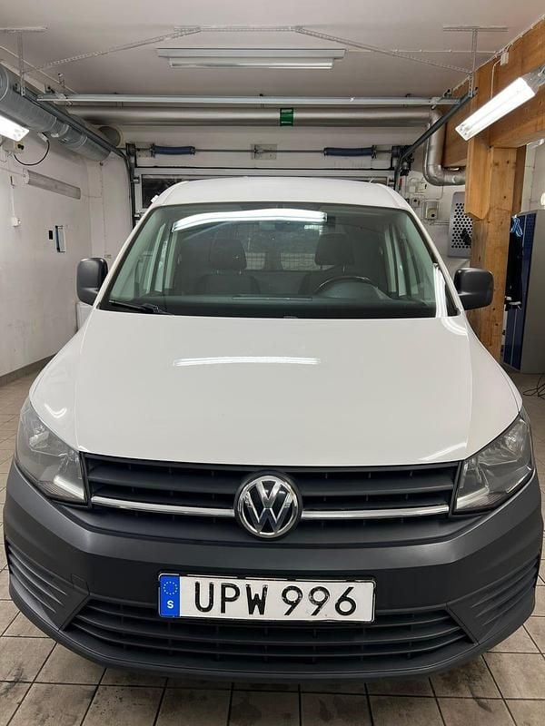 Begagnad 2016 VW Caddy Maxi Minibuss | 85 000 kr (Marknadspris) - Bild 1/4