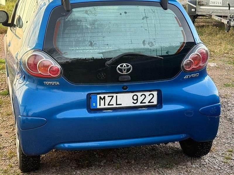 Begagnad 2012 Toyota Aygo Halvkombi | 41 000 kr (Bra pris) - Bild 1/3