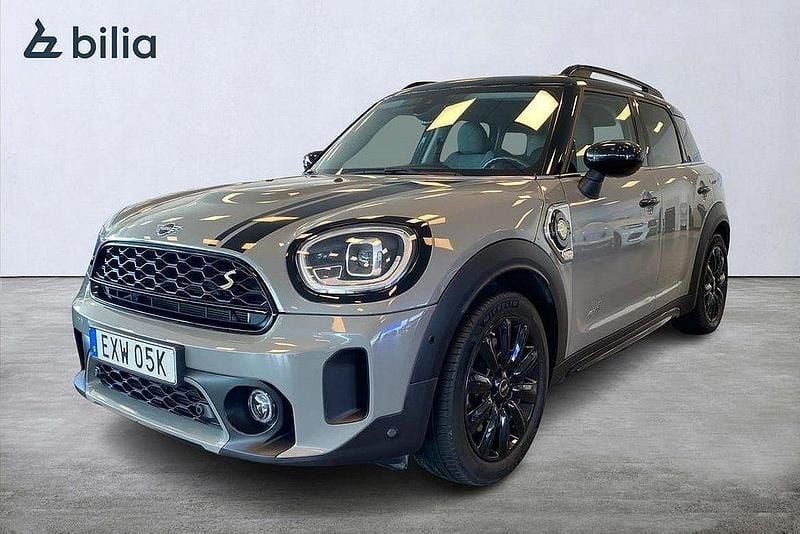Grå Begagnad 2020 Mini Cooper Countryman SUV | 289 000 kr (Marknadspris) - Bild 1/3