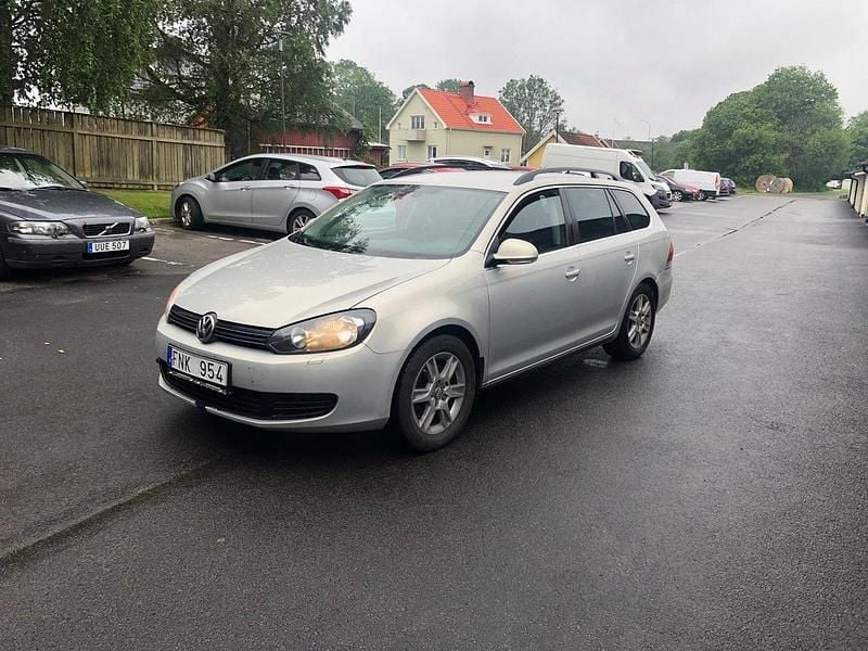 Begagnad 2010 VW Golf VI Kombi | 40 000 kr - Bild 1/4