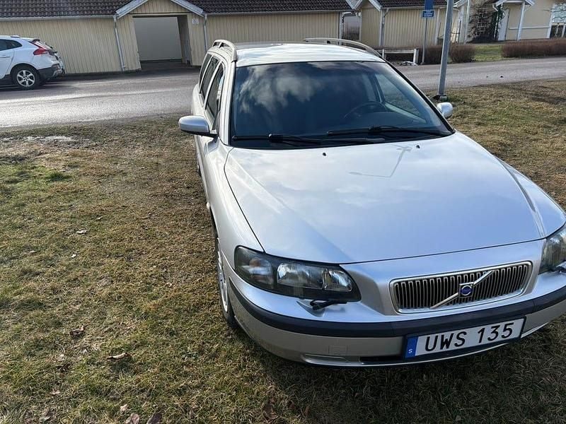 Begagnad Volvo V70 170 HK (125 kW) 2004 Kombi