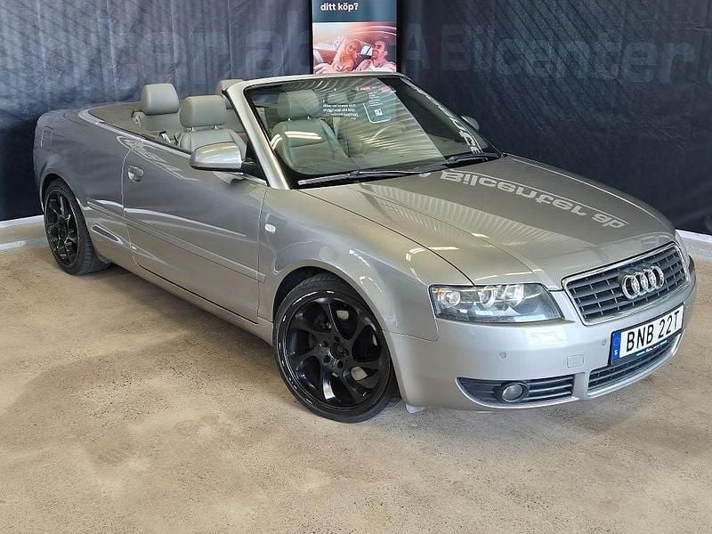 Begagnad Audi A4 Cabriolet 220 HK (161 kW) 2003 Grå Cab