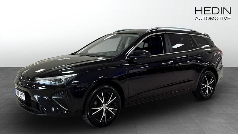 Svart (black) Begagnad 2022 MG MG5 EV Luxury Kombi | 229 900 kr - Bild 1/4
