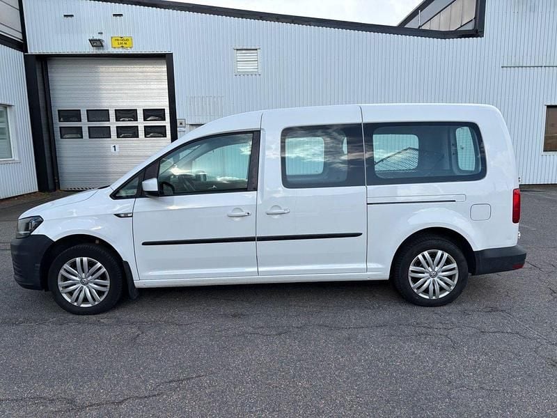 Ljusbrun (vit) Begagnad 2017 VW Caddy Maxi Life Life Minibuss | 96 500 kr - Bild 1/4