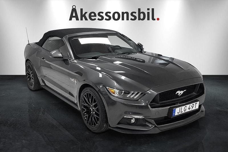 Mgrå Begagnad 2018 Ford Mustang GT Convertible Cab | 479 000 kr (Marknadspris) - Bild 1/4