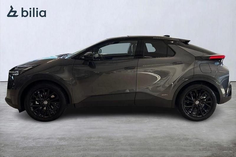 Begagnad Toyota C-HR Comfort 200 HK (147 kW) 2024 Grå SUV