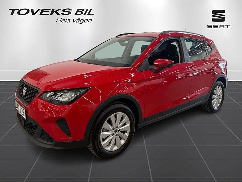 Begagnad Seat Arona Style 110 HK (80 kW) 2023 Pure red SUV