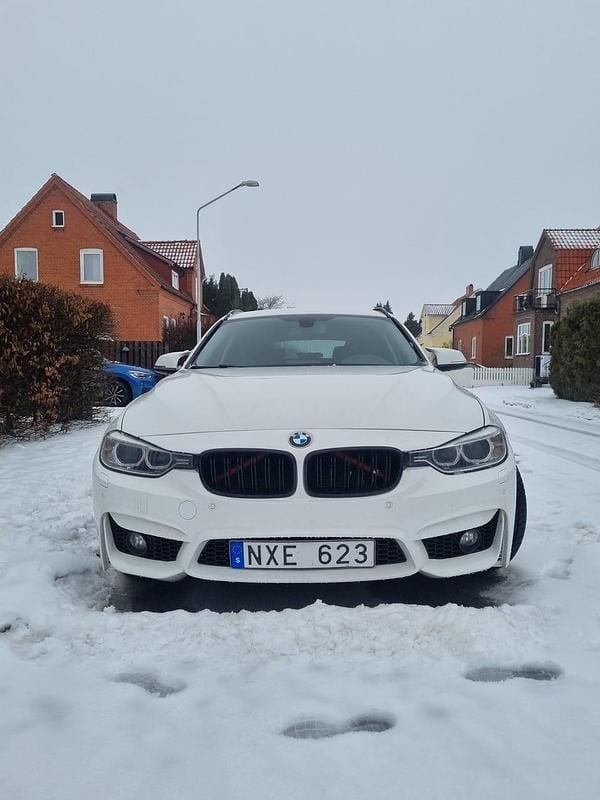 Begagnad BMW 320 184 HK (135 kW) 2014 Kombi
