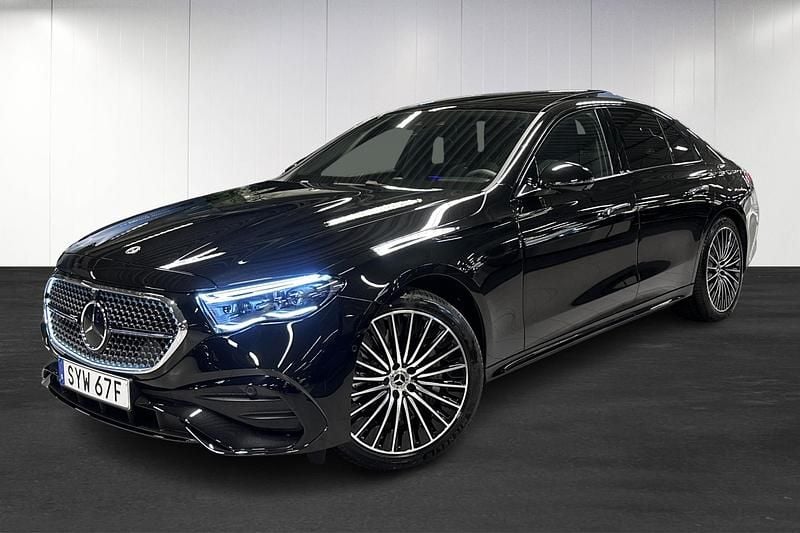 Svart Begagnad 2025 Mercedes E300 Advanced Sedan | 959 900 kr - Bild 1/4