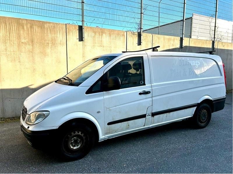 Vit Begagnad 2009 Mercedes Vito Minibuss | 22 000 kr (Superpris) - Bild 1/4