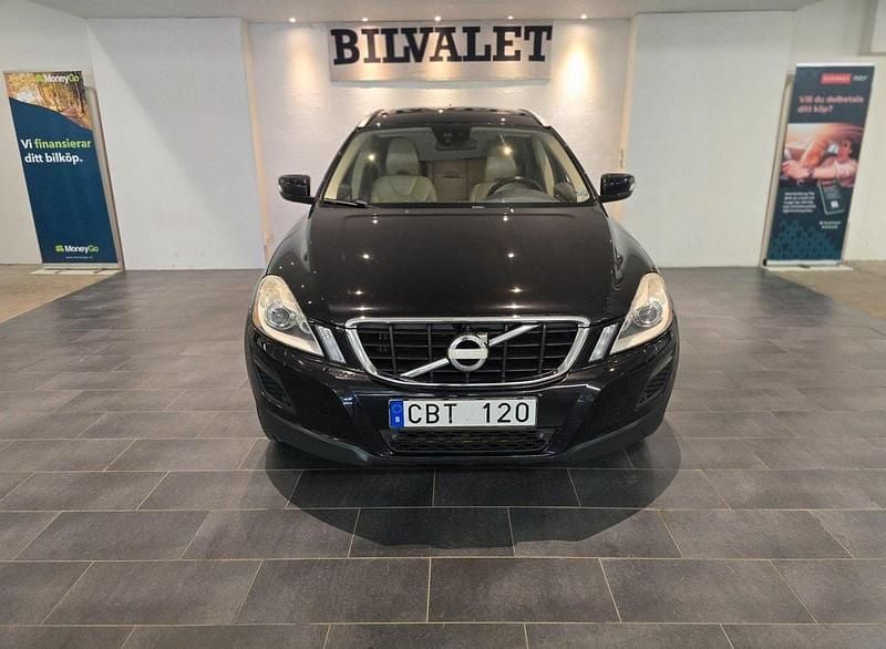 Svart Begagnad 2012 Volvo XC60 Summum SUV | 109 900 kr (Bra pris) - Bild 1/4