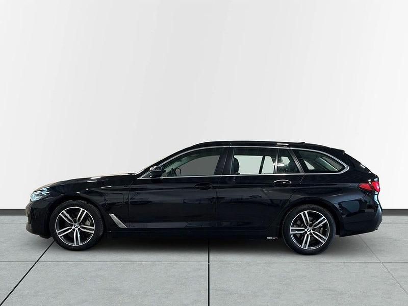 Begagnad BMW 530 292 HK (214 kW) 2021 Svart Kombi