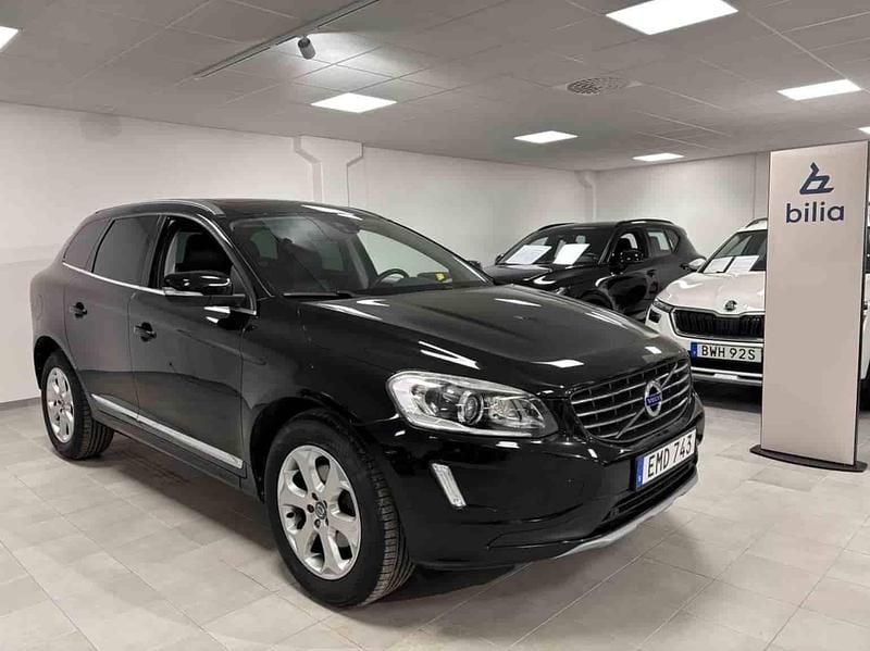 Begagnad Volvo XC60 2016 Svart SUV
