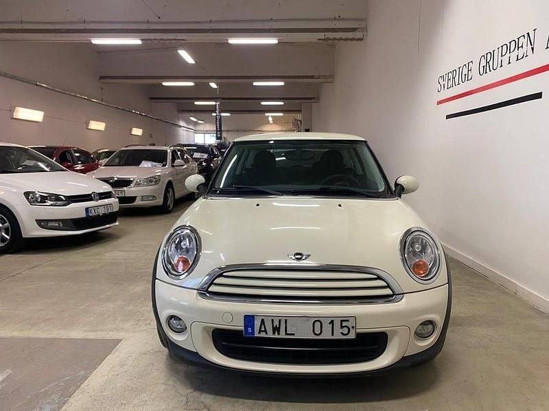 Begagnad Mini ONE Salt 75 HK (55 kW) 2013 Vit Halvkombi