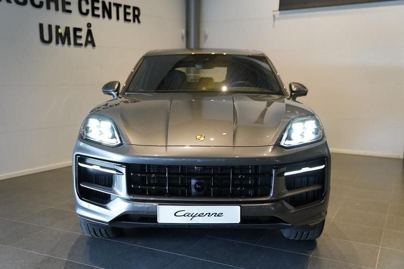 Ny Porsche Cayenne 471 HK (346 kW) 2025 Grå SUV